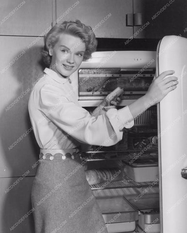 Anne Francis raids the fridge for something good to eat 8b20-2545