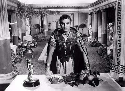 Laurence Olivier in Roman garb film Spartacus 8b20-2753