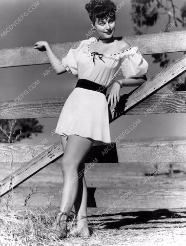 Ava Gardner super cute in summer skirt out by horse corral 8b20-3072