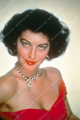 Ava Gardner in strapless gown portrait 8b20-3077