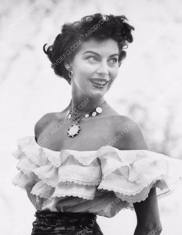 Ava Gardner portrait 8b20-3117