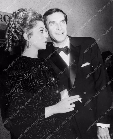 candid photo Barbara Bain Martin Landau out in public somewhere 8b20-3165