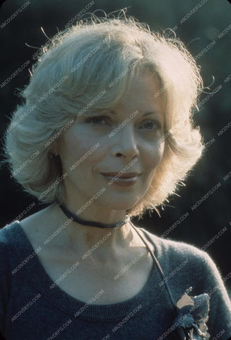 Barbara Bain outdoors portrait 8b20-3176