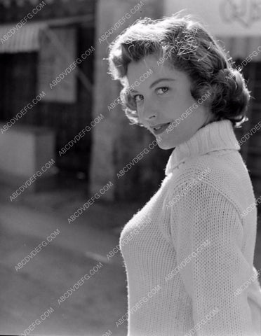 beautiful Barbara Bates in sweater portrait 8b20-3209