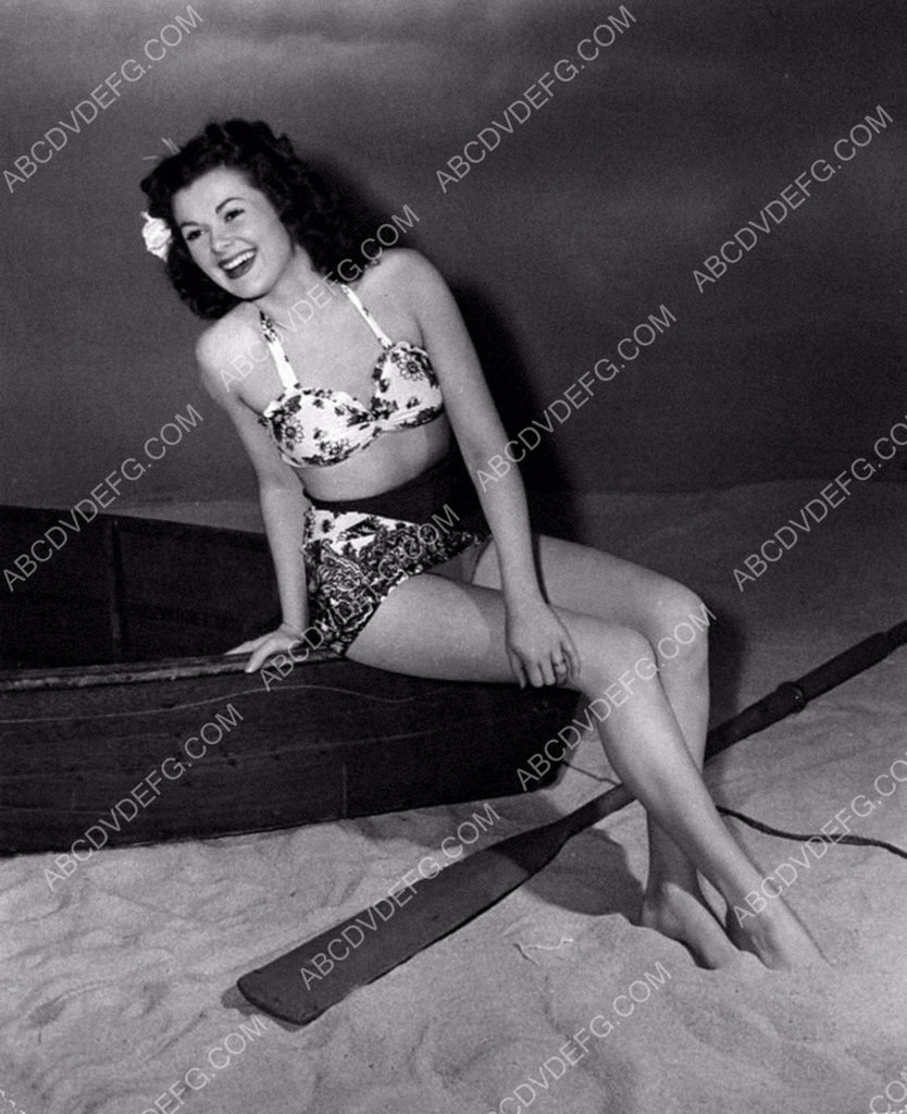 Barbara Hale in new swimsuit sitting a rowboat 8b20 3292