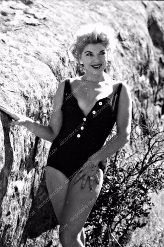 shapely Barbara Nichols in swimwear outdoors 8b20-3329