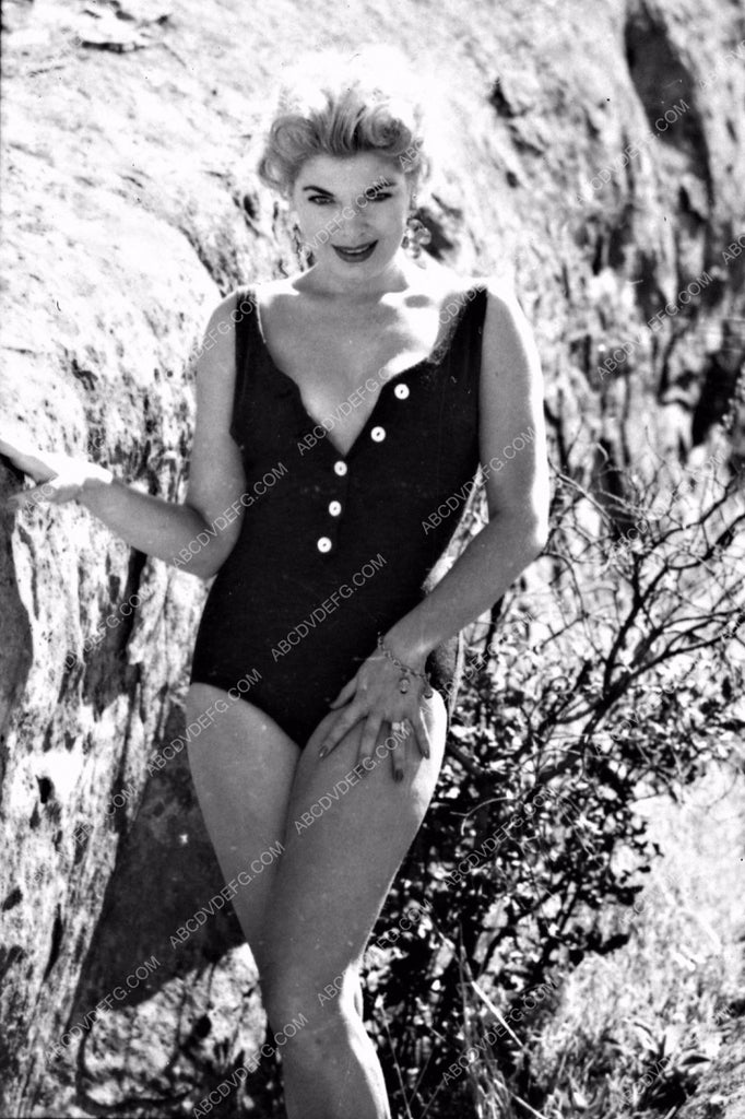 shapely Barbara Nichols in swimwear outdoors 8b20-3346 – ABCDVDVIDEO