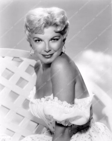 sexy Barbara Nichols in strapless summer fashion 8b20-3351