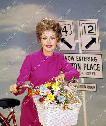 Barbara Rush her bicycle bunch flowers TV Peyton Place 8b20-3435