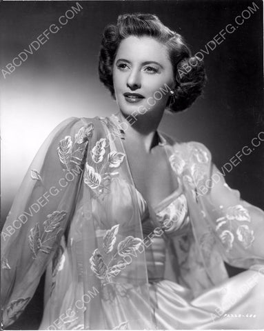 Barbara Stanwyck portrait 8b20-3607