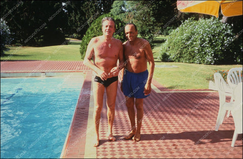 Alain Delon and friend out by the pool for relaxation 8b20-3639