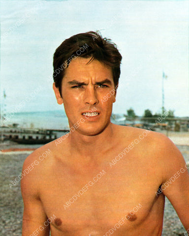 studly Alain Delon spends a day at the beach 8b20-3648