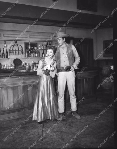 James Arness Amanda Blake behind the scenes TV Gunsmoke 8b20-3758