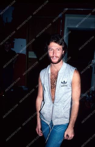 candid Andy Gibb backstage pic 8b20-3832