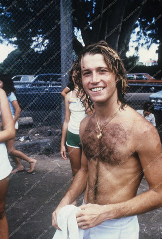 shirtless Andy Gibb dries off after getting out of the pool 8b20-3838