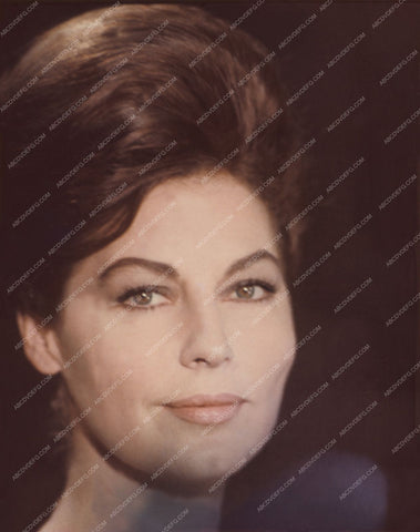 Ava Gardner portrait 8b20-3890