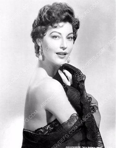 bare shoulders Ava Gardner in black dress 8b20-3932