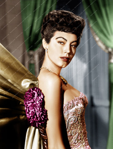 beautiful Ava Gardner portrait 8b20-3942