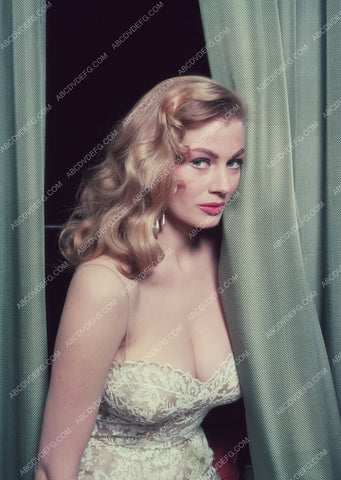 just gorgeous Anita Ekberg portrait 8b20-3965