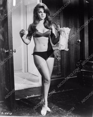 gorgeous Ann-Margret in bikini 8b20-4095