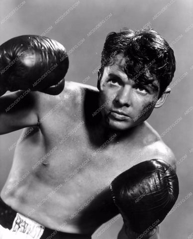 Audie Murphy ready for boxing portrait 8b20-4448