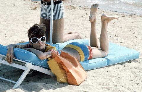 stylish Audrey Hepburn under an umbrella at the beach 8b20-4564