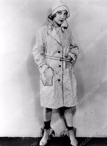Bessie Love and her cool rain coat 8b20-4590
