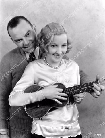 Bessie Love and a ukulele 8b20-4594