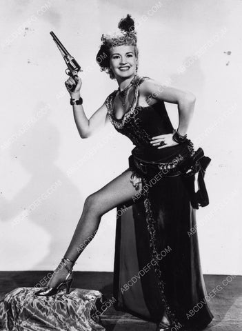 sexy Betty Grable in chorus girl outfit with six shooter 8b20-4810
