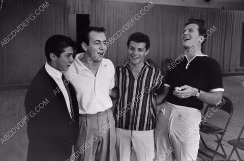 Bobby Darin and friends singing away 8b20-5097