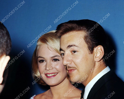 beautiful Sandra Dee out w hubby Bobby Darin 8b20-5109