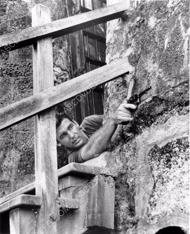 Brian Kelly taking aim 8b20-5202