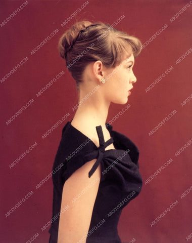 Brigitte Bardot profile portrait 8b20-5294