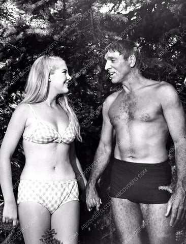 Janet Landgard Burt Lancaster in swimwear film The Swimmer 8b20-5553