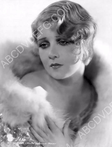 Anita Page beautiful in fur portrait 8b20-5702