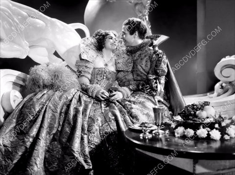 Olivia de Havilland Dick Powell film Midsummer Night's Dream 8b20-5826