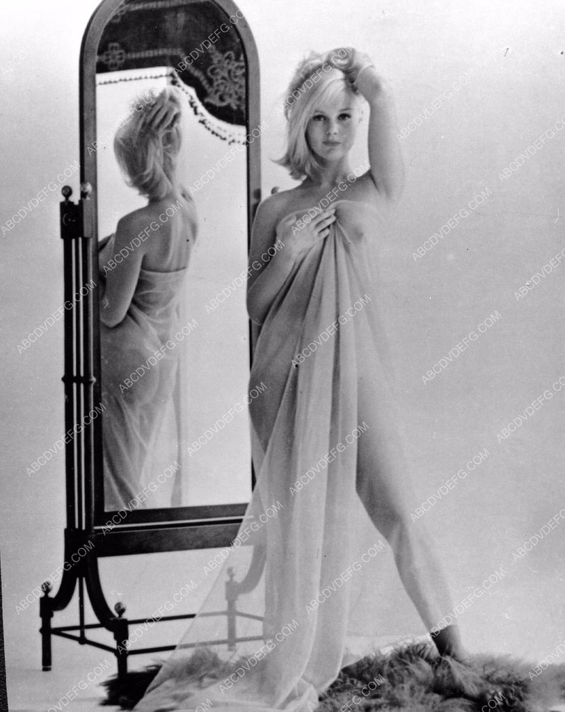 sexy Carol Lynley hiding behind sheer piece of material 8b20-5901