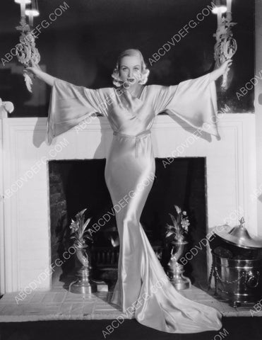 Carole Lombard fashion portrait 8b20-6124