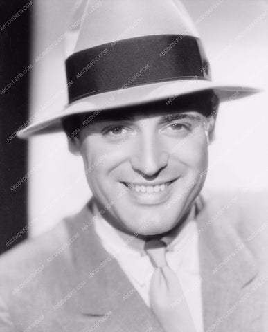 Cary Grant portrait 8b20-6173