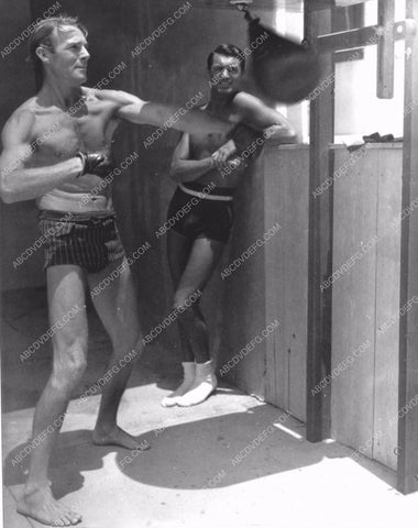 shirtless Randolph Scott hits the weights Cary Grant works the speed bag 8b20-6199