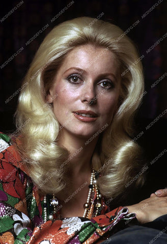 lovely Catherine Deneuve portrait 8b20-6218