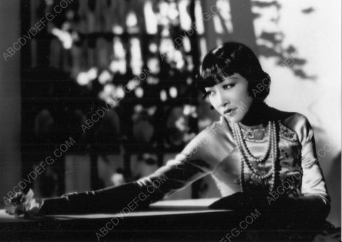 beautiful Anna May Wong pic 8b20-6583