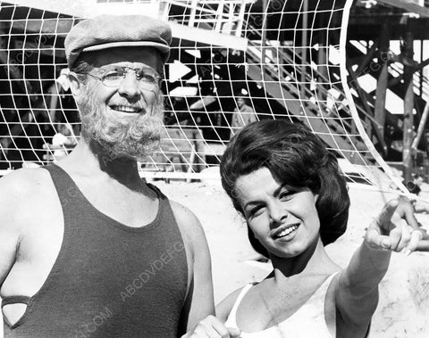 Annette Funicello gives directions from volley ball court 8b20-6781