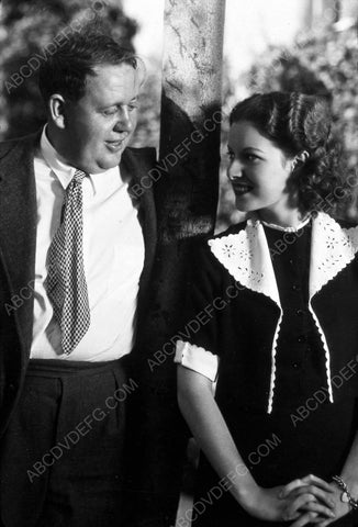 Charles Laughton Elsa Lanchester in the outdoors portrait 8b20-6909