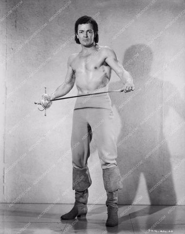 shirtless Cornel Wilde and his fencing sword 8b20-7106