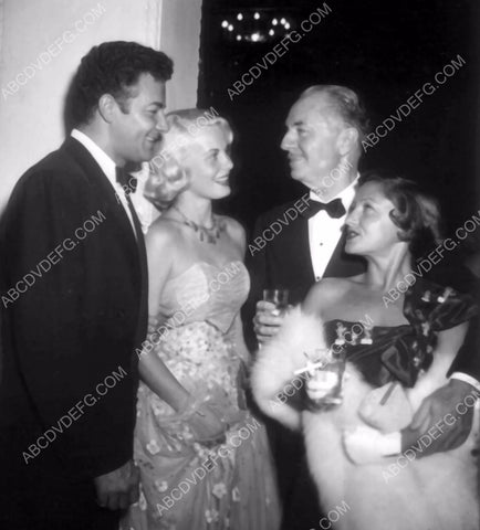 candid Cornel Wilde Jean Wallace out to dinner 8b20-7111