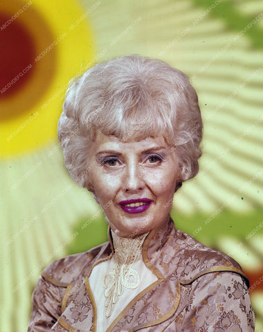 Barbara Stanwyck portrait 8b20-7221