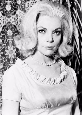 Barbara Bain portrait 8b20-7268