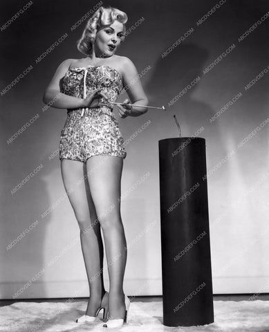 sexy firecracker Cleo Moore patriotic pinup pose 8b20-7346
