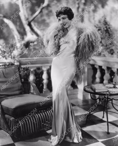 beautiful Claudette Colbert fashion pic 8b20-7752